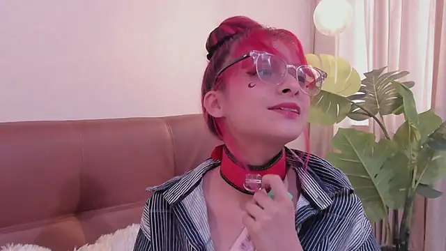 Snapshot of RedMeloddy chatting on 22, 3, 2025 RedMeloddy online show from 22, 3, 2025