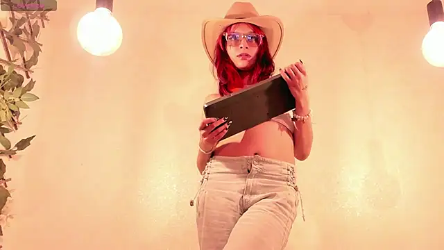 Snapshot of RedMeloddy chatting on 19, 9, 2025 RedMeloddy online show from 19, 9, 2025