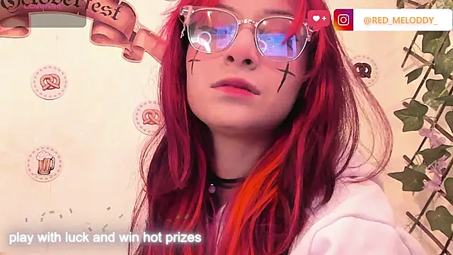 Snapshot of RedMeloddy chatting on 25, 9, 2025 RedMeloddy online show from 25, 9, 2025