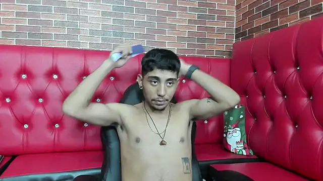 Snapshot of Annyeli chatting on 29, 12, 2024 Annyeli online show from 29, 12, 2024