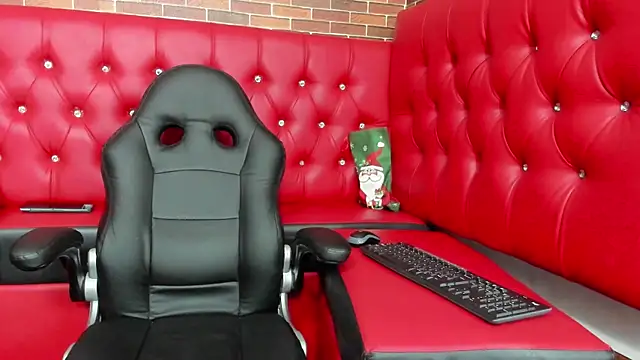 Snapshot of Annyeli chatting on 29, 12, 2024 Annyeli online show from 29, 12, 2024