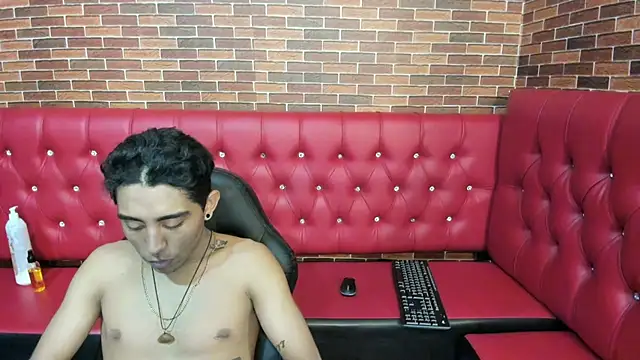 Snapshot of Annyeli chatting on 22, 1, 2025 Annyeli online show from 22, 1, 2025