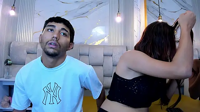 Snapshot of Annyeli chatting on 14, 10, 2025 Annyeli online show from 14, 10, 2025