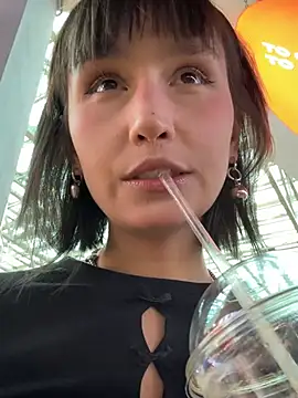 bigbabykiki online show from 16, 2, 2025