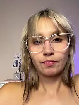 bigbabykiki online show from 1, 10, 2025
