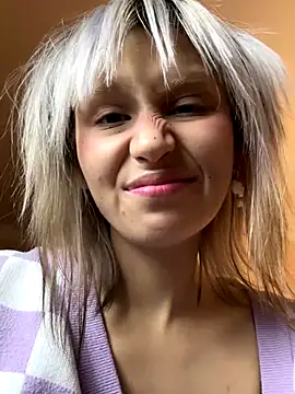 bigbabykiki online show from 2, 11, 2025