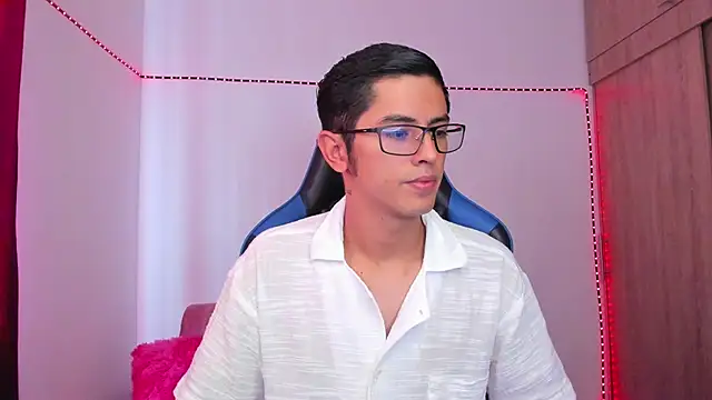 Ethan Sai    online show from 8, 12, 2024