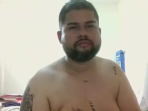 GABRIELGARCIA1313 online show from 14, 2, 2026