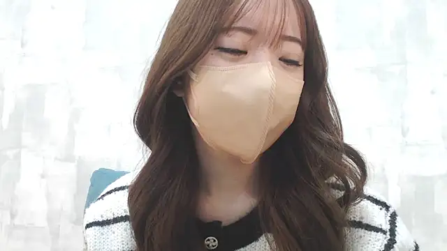 Snapshot of LOVE_MOMO_LOVE chatting on 16, 12, 2024 LOVE MOMO LOVE online show from 16, 12, 2024