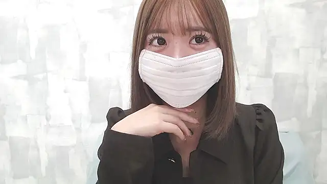 LOVE MOMO LOVE online show from 19, 11, 2025