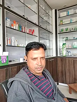 Snapshot of Raj1043 chatting on 23, 11, 2025 Raj1043 online show from 23, 11, 2025