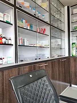 Snapshot of Raj1043 chatting on 17, 12, 2025 Raj1043 online show from 17, 12, 2025