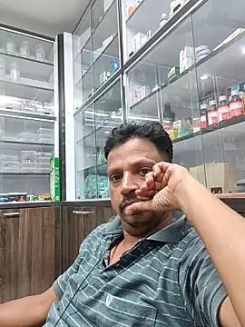 Snapshot of Raj1043 chatting on 23, 4, 2026 Raj1043 online show from 23, 4, 2026