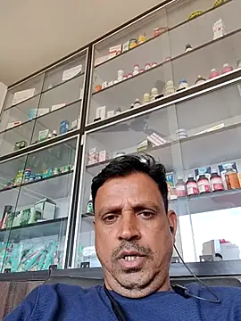 Snapshot of Raj1043 chatting on 1, 5, 2026 Raj1043 online show from 1, 5, 2026
