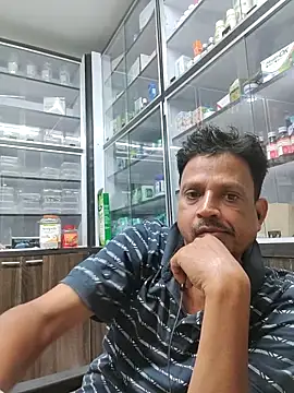 Snapshot of Raj1043 chatting on 11, 5, 2026 Raj1043 online show from 11, 5, 2026