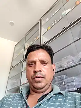 Snapshot of Raj1043 chatting on 20, 5, 2026 Raj1043 online show from 20, 5, 2026