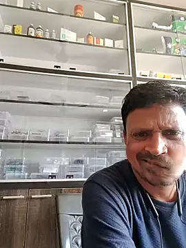 Snapshot of Raj1043 chatting on 28, 5, 2026 Raj1043 online show from 28, 5, 2026