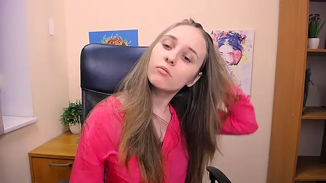  Nicole new online show from 25, 2, 2025