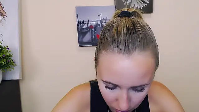  Nicole new online show from 7, 7, 2026