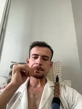 Snapshot of eddy355 chatting on 30, 10, 2025 eddy355 online show from 30, 10, 2025