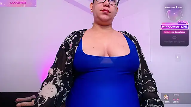Snapshot of paola_ferreira chatting on 8, 2, 2025 paola ferreira online show from 8, 2, 2025