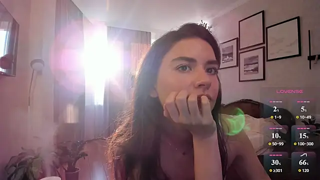 Snapshot of NicoleLuv chatting on 19, 5, 2026 NicoleLuv online show from 19, 5, 2026