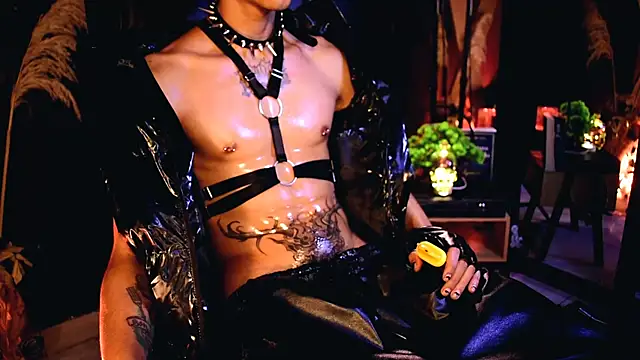 Snapshot of DemonKush-- chatting on 13, 10, 2025 DemonKush-- online show from 13, 10, 2025