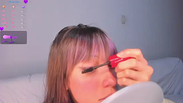 Snapshot of MiaGoth_ chatting on 15, 11, 2025 MiaGoth online show from 15, 11, 2025