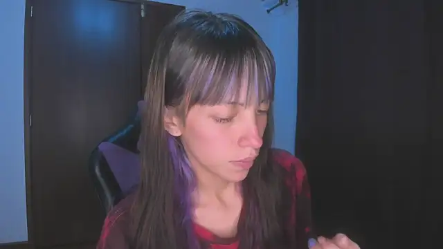 Snapshot of MiaGoth_ chatting on 20, 11, 2025 MiaGoth online show from 20, 11, 2025