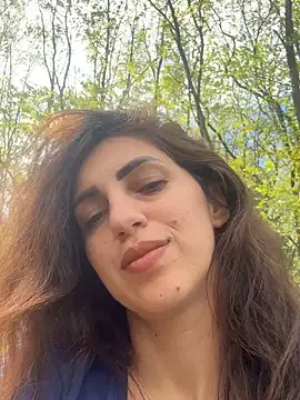 EmaSkyes online show from 12, 10, 2025