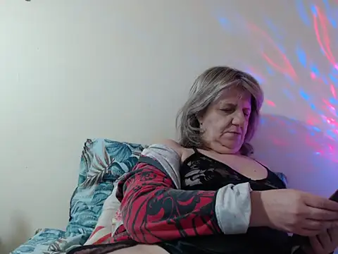 Snapshot of sweet_cats_bg chatting on 1, 2, 2025 sweet cats bg online show from 1, 2, 2025