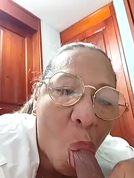 Snapshot of MATTHEW_MRANDA chatting on 7, 3, 2025 MATTHEW MRANDA online show from 7, 3, 2025