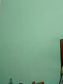 Snapshot of MATTHEW_MRANDA chatting on 18, 9, 2025 MATTHEW MRANDA online show from 18, 9, 2025