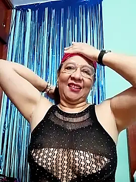 Snapshot of MATTHEW_MRANDA chatting on 12, 10, 2025 MATTHEW MRANDA online show from 12, 10, 2025