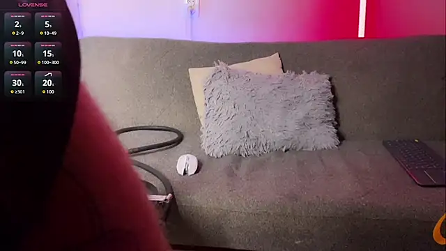 Snapshot of Adam_misti chatting on 5, 2, 2025 Adam misti online show from 5, 2, 2025