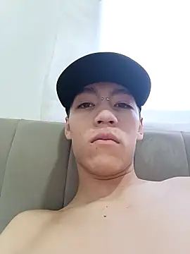 Snapshot of CRYBYT9 chatting on 15, 9, 2025 CRYBYT9 online show from 15, 9, 2025