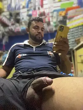 Sheik z o online show from 8, 4, 2026