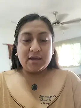 EmpaticBolillo online show from 1, 10, 2025