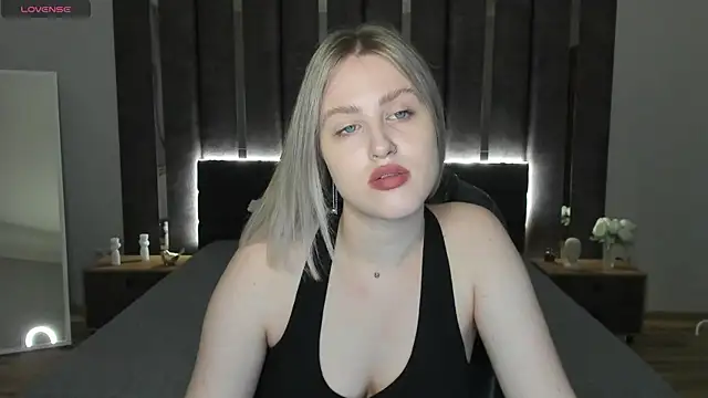  Sarah Soul  online show from 11, 2, 2025