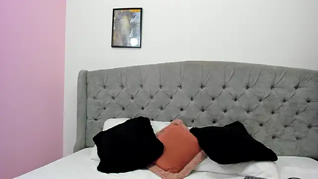 Snapshot of Valesskahall chatting on 26, 12, 2024 Valesskahall online show from 26, 12, 2024