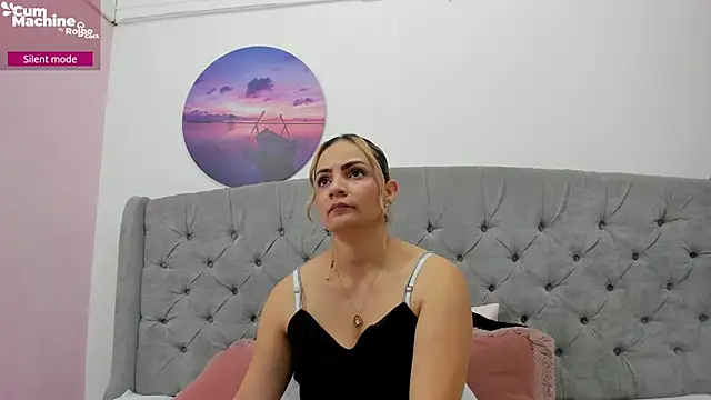 Snapshot of Valesskahall chatting on 17, 11, 2025 Valesskahall online show from 17, 11, 2025