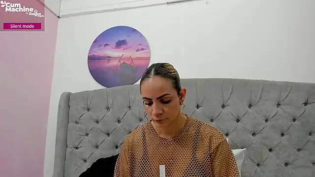 Snapshot of Valesskahall chatting on 19, 11, 2025 Valesskahall online show from 19, 11, 2025