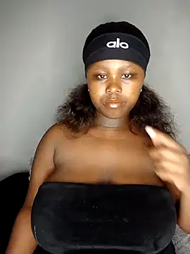 Dark Berry 26 online show from 17, 5, 2026
