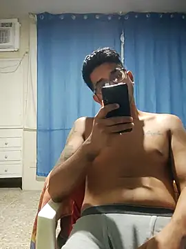 FitGeorge online show from 4, 12, 2025