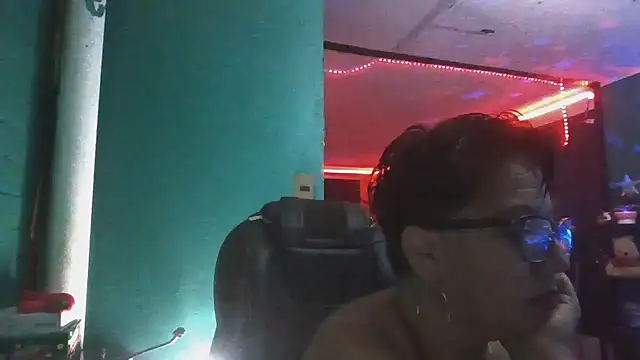 TRISH MILF online show from 13, 12, 2024