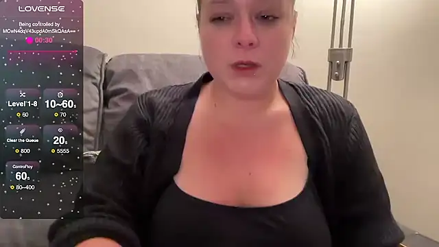 NaughtyWifeUK online show from 24, 9, 2025