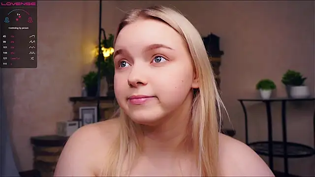 Snapshot of ZaraCreedon chatting on 20, 3, 2025 ZaraCreedon online show from 20, 3, 2025