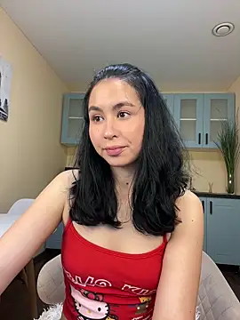 Snapshot of Mile_Madeline chatting on 19, 10, 2025 Mile Madeline online show from 19, 10, 2025