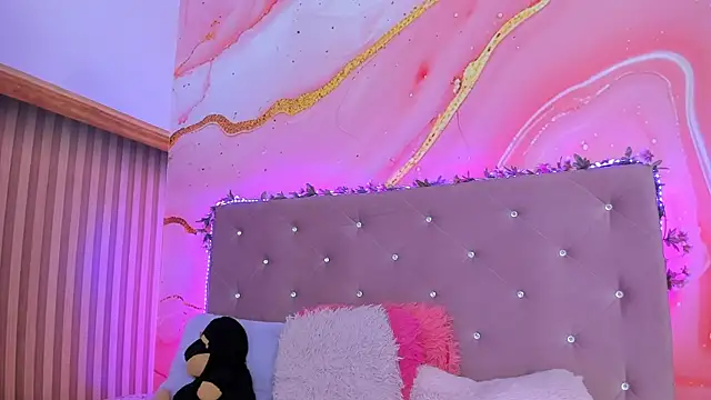 Snapshot of Daisy__rose chatting on 19, 2, 2025 Daisy rose online show from 19, 2, 2025