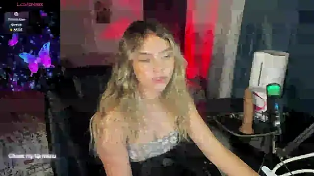 Snapshot of LoolitaBeauty_ chatting on 19, 1, 2025 LoolitaBeauty online show from 19, 1, 2025